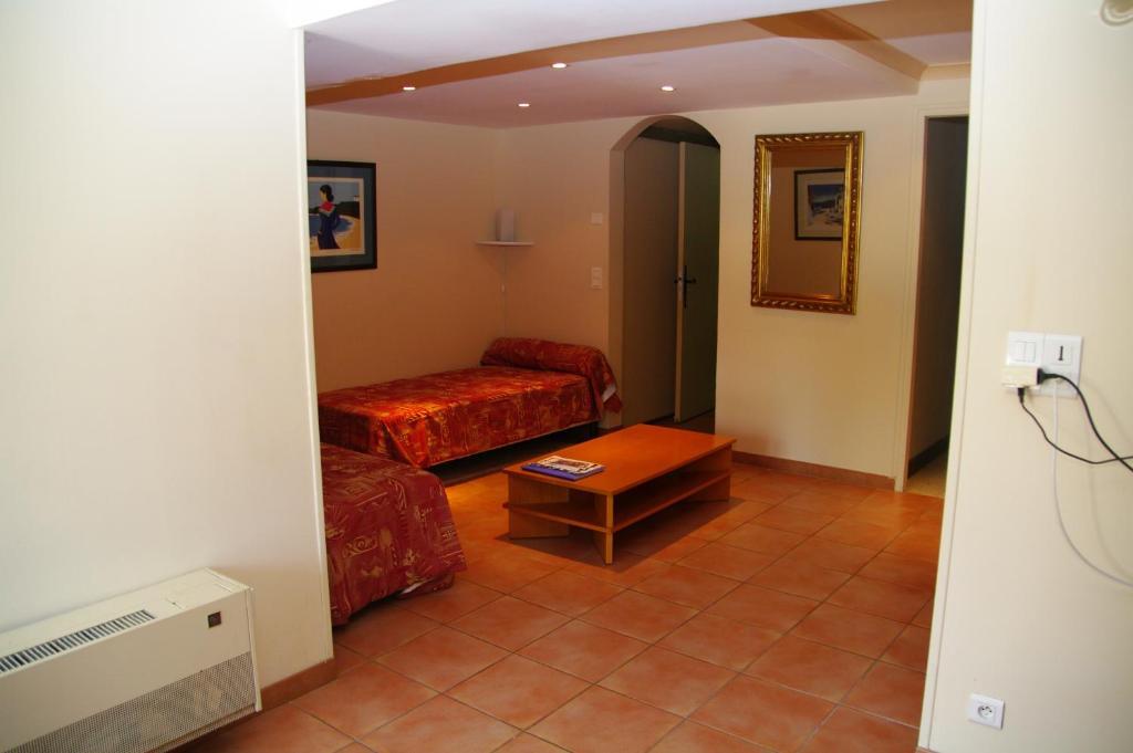 Residence Le Saint Victor Fontvieille Chambre photo